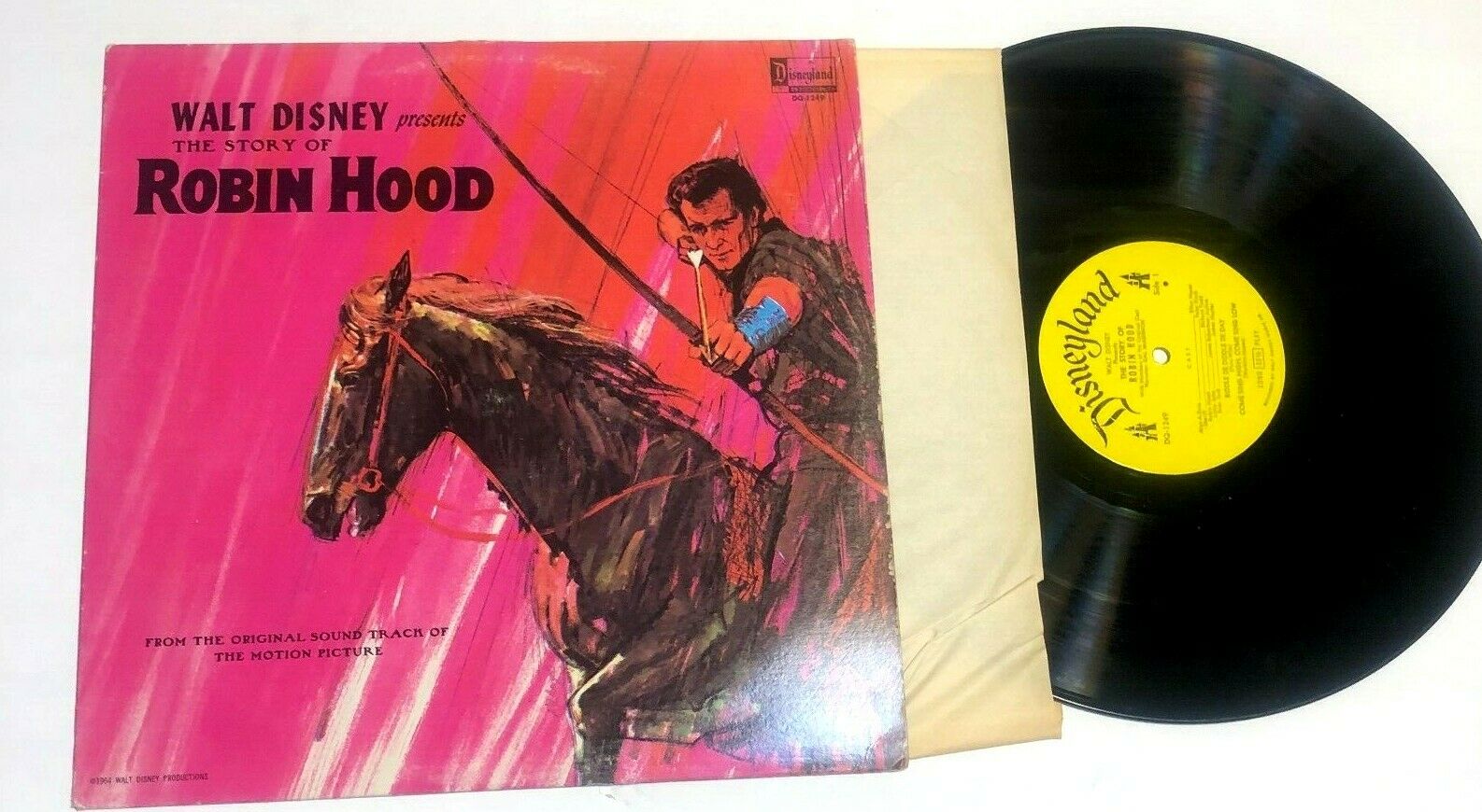 Walt Disney Presnts The Story Of Robin Hood LP  Vg