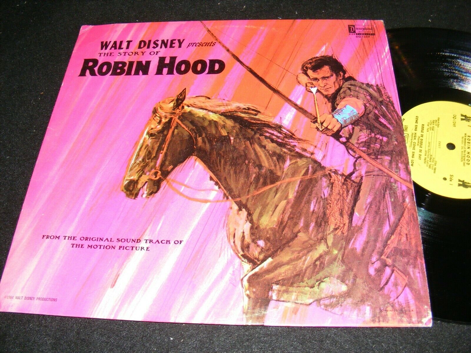 Clean DISNEYLAND LP Walt Disney Presents the Story Of Robin Hood 64 Yellow Labls